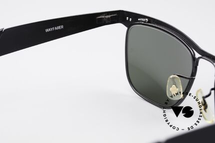 Ray Ban Wayfarer Metal USA B&L Original 80's Shades, reduced: the "BAN" is missing, the "RAY" is removable, Made for Men and Women