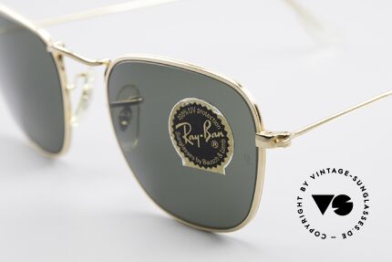 Ray Ban Classic Style V Classic Sunglasses B&L USA, unworn (like all our vintage 90's USA RAY-BANS), Made for Men and Women