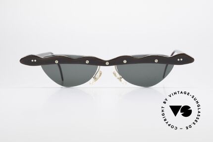 Theo Belgium Beta 80's Buffalo Horn Sunglasses, founded in 1989 as 'anti mainstream' eyewear / glasses, Made for Women
