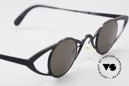 Theo Belgium Saturnus Round Designer Sunglasses, unworn, one of a kind, THEO shades for all who dare ;), Made for Women