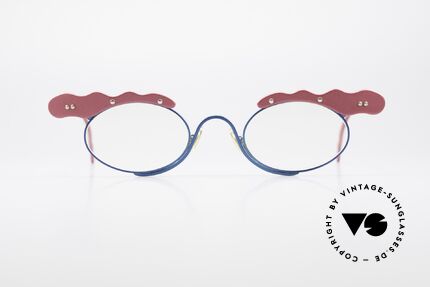 Theo Belgium These Crazy Vintage Eyeglasses, founded in 1989 as 'opposite pole' to the 'mainstream', Made for Women