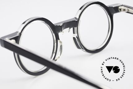 Theo Belgium Phily Round Designer Eyeglasses, demo lenses can be replaced with optical (sun) lenses, Made for Men and Women