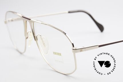 Zeiss 5871 80's West Germany Frame Men, anti-slip nose pads and tips for a top wearing comfort, Made for Men