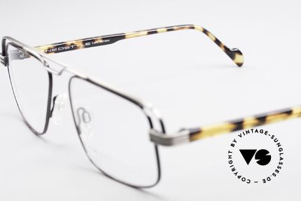 Neostyle Jet 230 80's Vintage No Retro Glasses, unworn (like all our vintage NEOSTYLE eyeglasses), Made for Men