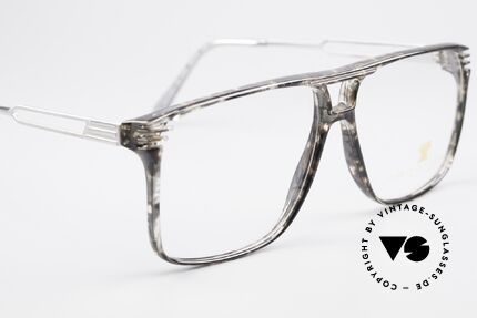 Neostyle Rotary Prestige 33 Titan Frame 80's Eyeglasses, NO retro eyeglasses, but a real 30 years old unicum!, Made for Men