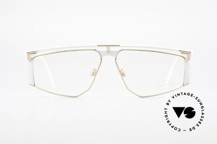 Cazal 235 Titanium Vintage 80's Frame, 1. class wearing comfort thanks to lightweight material, Made for Men and Women