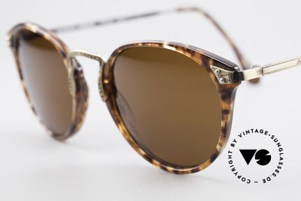 Giorgio Armani 336 Ladies Designer Sunglasses, metal parts with costly engraving (check the photos!), Made for Women