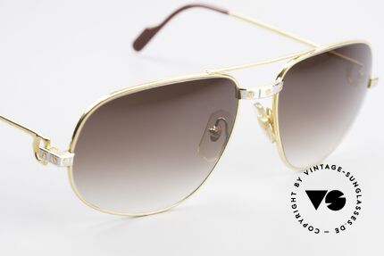 Cartier Romance Santos - XL Luxury Sunglasses 80's Men, 22ct gold-plated frame + new brown-gradient sun lenses, Made for Men Cartier Romance Santos - XL Luxury Sunglasses 80's Men, 22ct gold-plated frame + new brown-gradient sun lenses, Made for Men