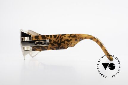 Christian Dior 2562 Vintage Designer Frame 80's, unworn (like all our unique Dior designer sunglasses), Made for Men and Women
