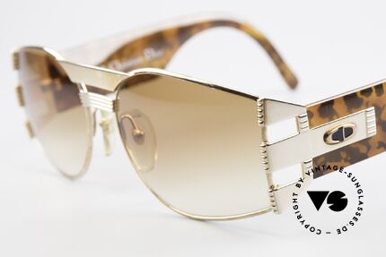 Christian Dior 2562 Vintage Designer Frame 80's, NO RETRO sunglasses, but an old original from 1988, Made for Men and Women