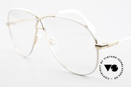 Cazal 728 Aviator Style Vintage Glasses, noble appearance, timeless coloring and great fit, Made for Men and Women