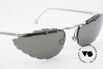 Theo Belgium Asis Lenses shaped like a leaf, never worn, one of a kind; Theo frame for all who dare!, Made for Men and Women