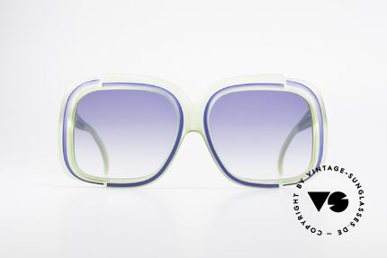 Christian Dior 2042 Rare Vintage Sunglasses 70's, one of the first sunglass' models by Christian Dior, ever, Made for Women