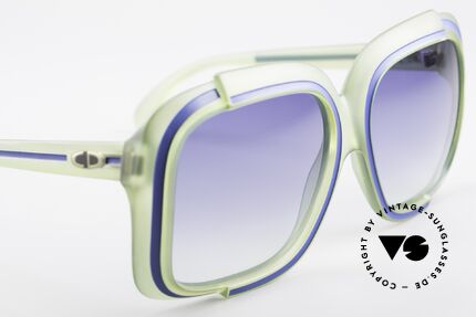 Christian Dior 2042 Rare Vintage Sunglasses 70's, frame does not seem to age (shines like just produced), Made for Women