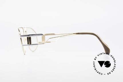 Quattro 0421 Extraordinary Vintage Frame, unworn, NOS (like all our premium vintage eyewear), Made for Men