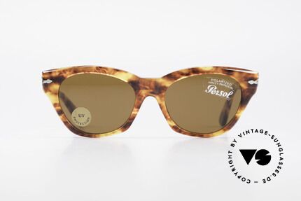 Persol 842 Ratti Classic Ladies Sunglasses, classic timeless design & best craftsmanship, Made for Women