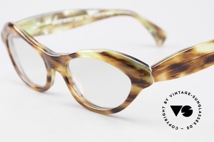 Alain Mikli 2112 / 1036 80's Cateye Designer Shades, excellent craftsmanship (handmade in France), Made for Women