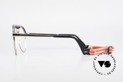 Metzler 0250 True Vintage 80's Sports Specs, new old stock (like all our vintage Metzler eyeglasses), Made for Men