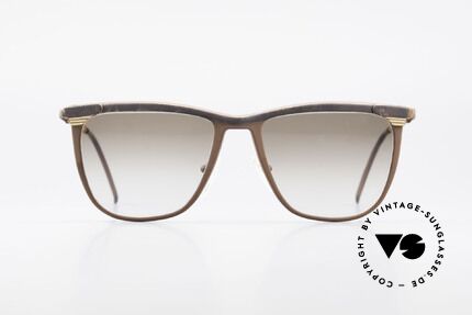 Gucci 2227 Luxury Designer Sunglasses, great design details all over this vintage highlight, Made for Men and Women