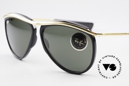 Ray Ban Olympian Series Old B&L USA Aviator Shades, unworn (like all our vintage sunglasses by RAY-BAN), Made for Men and Women