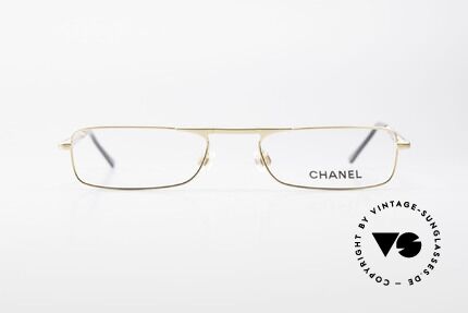 chanel sunglasses with white on top