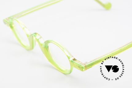 Theo Belgium Lichten Colorful Vintage Eyeglasses, made for individualists, trend-setters, artists ..., Made for Men and Women