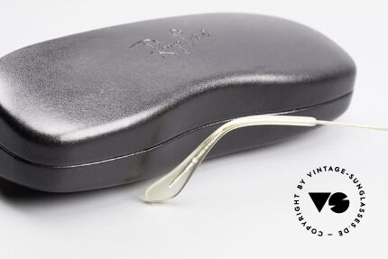 Ray Ban Balgrip 702 Gold Filled Vintage Frame, never worn (like all our vintage B&L Ray Ban eyewear), Made for Women