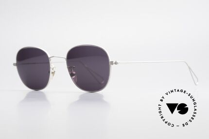 Cutler And Gross 0307 Classic Sunglasses Vintage, stylish & distinctive in absence of an ostentatious logo, Made for Men and Women