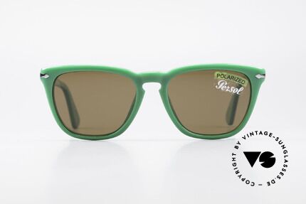Persol 3024 Classic Sunglasses Polarized, classic timeless design and best craftsmanship, Made for Men and Women