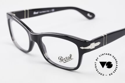 Persol 3054 Vintage Glasses Classic Frame, reissue of the old vintage Persol RATTI models, Made for Men and Women