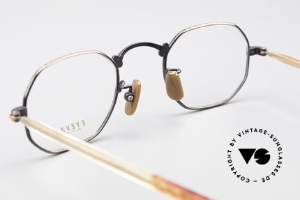 Eyevan DD16 Octagonal Designer Frame, this is an unworn pair in high-end quality from Japan, Made for Men and Women