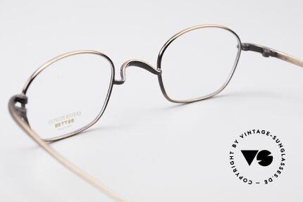 Oliver Peoples OP554 Rare Vintage Eyeglass-Frame, NO RETRO fashion, but a classic 25 years old Original, Made for Men and Women