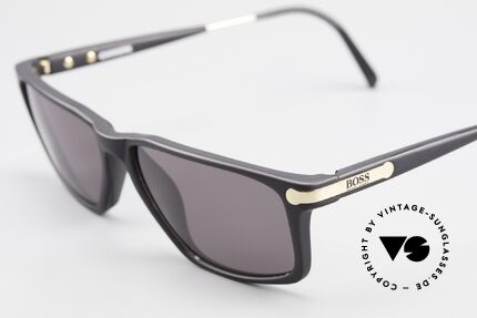BOSS 5174 Square-Cut Vintage Sunglasses, classic, timeless frame color in matt black and gold, Made for Men