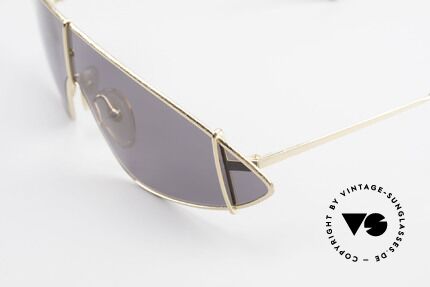 Paloma Picasso 3728 Vintage Celebrity Shades 90's, new old stock (like all our vintage sunglasses), Made for Men and Women
