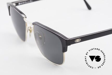 Christian Dior 2570 Old 90's Designer Sunglasses, premium quality and elegant black/gold coloring, Made for Men