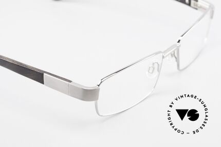Bugatti 531 Ebony Titan Frame Ruthenium, the model is definitely at the top of the eyewear sector, Made for Men