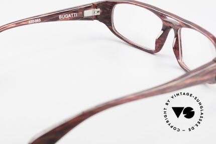 Bugatti 222 Striking Spectacles For Men, interesting frame construction & frame pattern, Made for Men