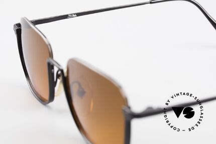 Jean Paul Gaultier 55-7161 Square Vintage Sunglasses, NO retro glasses, but a rare original from 1997, Made for Men and Women