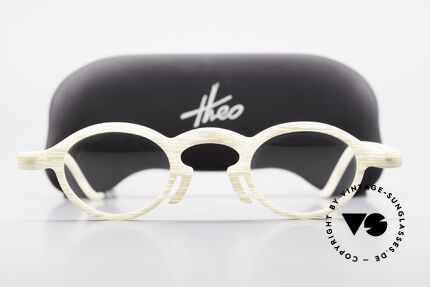Theo Belgium Phone Ivory Optic Frame, Size: medium, Made for Men and Women