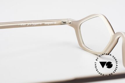 Theo Belgium Polygone Geometrical Plastic Eyeglasses, Size: small, Made for Men and Women