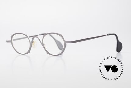 Theo Belgium Flower Round Vintage Designer Frame, made for the avant-garde, individualists & trend-setters, Made for Men and Women