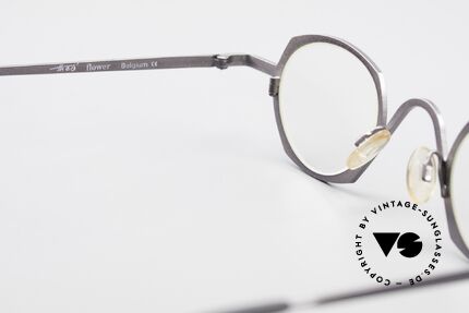 Theo Belgium Flower Round Vintage Designer Frame, Size: medium, Made for Men and Women