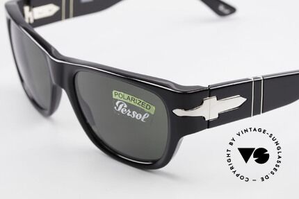 Persol 2911 Large Sunglasses Polarized, unworn (like all our classic PERSOL sunglasses), Made for Men and Women