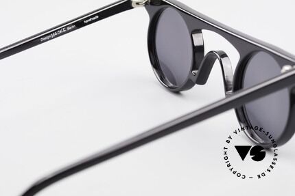 Design Maske Berlin - Jason Artful Vintage Sunglasses 90s, 112mm frame width = rather a SMALL size for ladies, Made for Women
