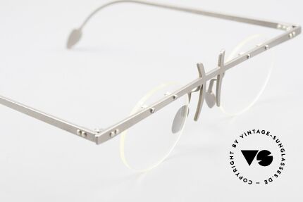 Theo Belgium Tita VI 3 Crazy Eyeglasses Titanium 90s, an old, unworn THEO original and NO RETRO EYEWEAR, Made for Men and Women