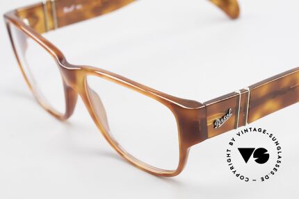 Persol 856 Striking Men's Vintage Frame, NO RETRO specs, but a 25 years old ORIGINAL, Made for Men