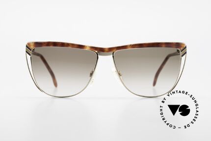 Gucci 2300 Ladies Designer Sunglasses 80s, with the famous Gucci symbol (2 connected stirrups), Made for Women