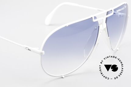 Cazal 901 Targa Design XL Aviator Shades From 1990, reduced to 199€ (lenses have tiny storage traces), Made for Men Cazal 901 Targa Design XL Aviator Shades From 1990, reduced to 199€ (lenses have tiny storage traces), Made for Men