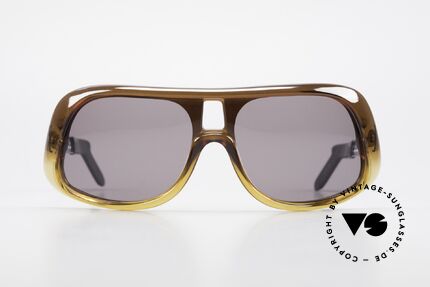 Carrera 549 Leo DiCaprio Movie Sunglasses, Leonardo DiCaprio movie sunglasses: in Tarantinos, Made for Men