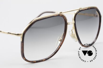 Carrera 5370 Classic Vintage Sunglasses, never worn (like all our vintage Carrera eyewear), Made for Men